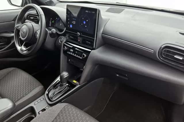 Toyota Yaris_Cross (2025) thumbnail 6
