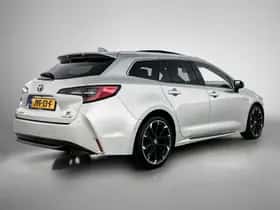 Toyota Corolla_Touring_Sports (2021) thumbnail 2
