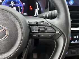 Toyota Yaris_Cross (2025) thumbnail 15