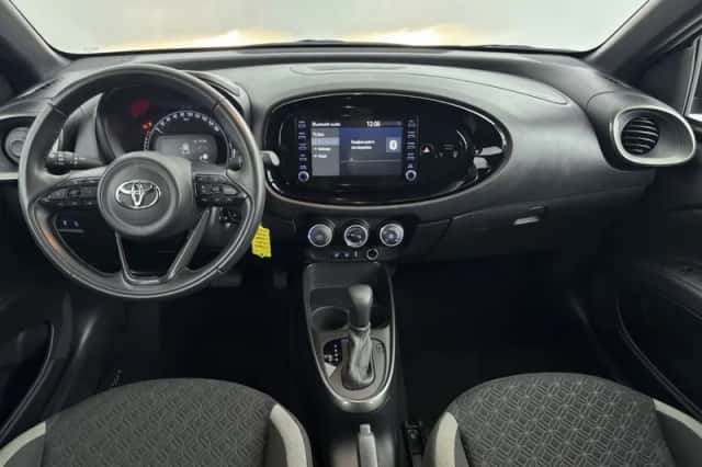 Toyota Aygo (2022) thumbnail 4