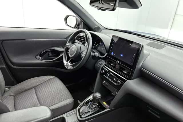Toyota Yaris Cross (2025) thumbnail 6