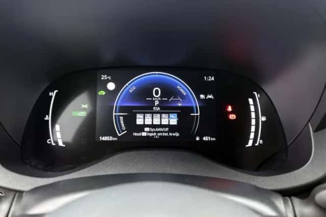 Toyota Yaris_Cross (2025) thumbnail 5