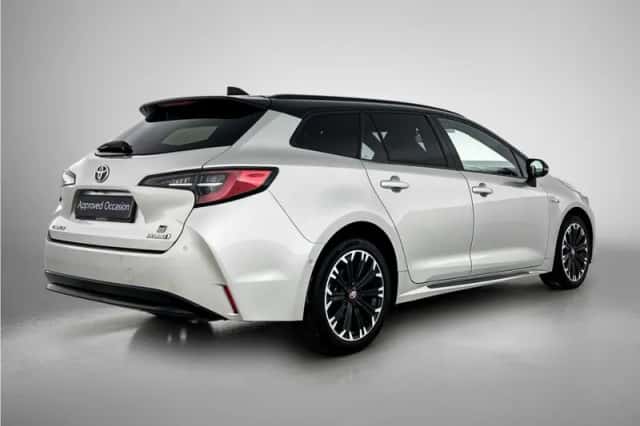 Toyota Corolla_Touring_Sports (2021) thumbnail 2