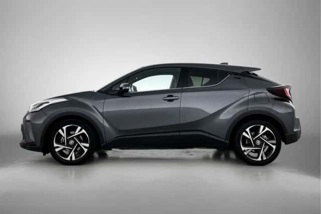 Toyota C-HR (2024) thumbnail 3