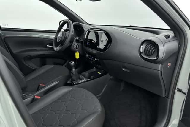 Toyota Aygo (2025) thumbnail 6