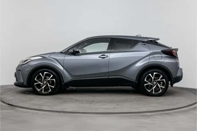 Toyota C-HR (2021) thumbnail 3