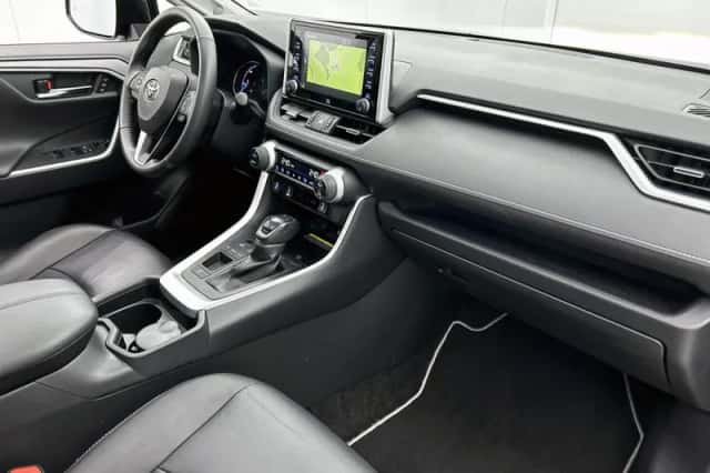 Toyota RAV4 (2019) thumbnail 6