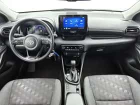 Toyota Yaris (2024) thumbnail 4