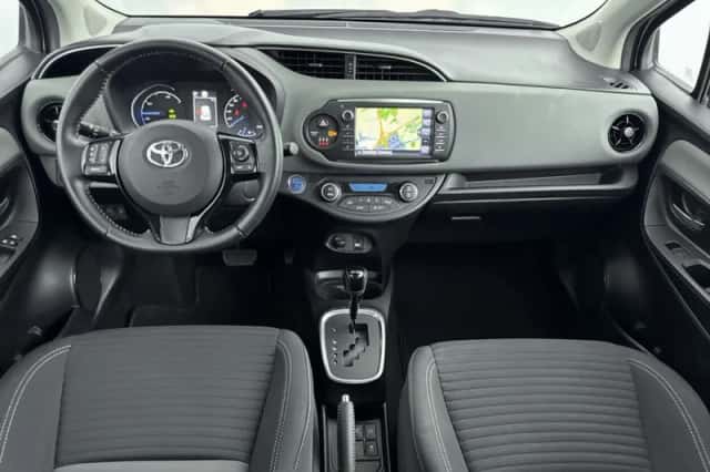 Toyota Yaris (2018) thumbnail 4