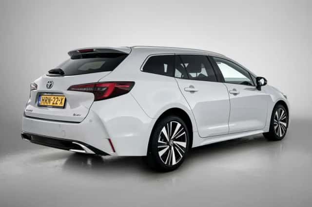 Toyota Corolla_Touring_Sports (2025) thumbnail 2