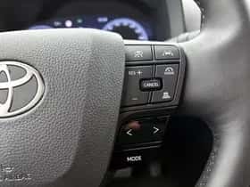 Toyota C-HR (2024) thumbnail 14