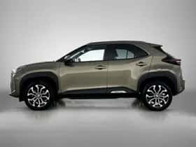 Toyota Yaris_Cross (2024) thumbnail 3