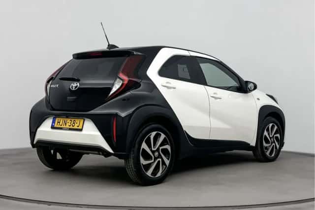 Toyota Aygo (2025) thumbnail 2