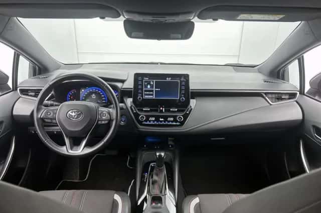 Toyota Corolla (2021) thumbnail 4
