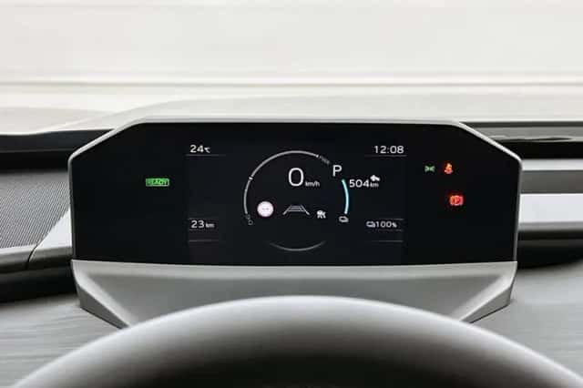Toyota C-HR+ (2026) thumbnail 5