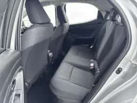 Toyota Yaris (2023) thumbnail 17