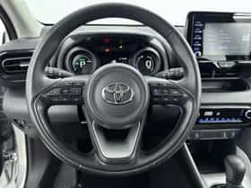 Toyota Yaris (2023) thumbnail 18