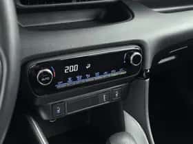 Toyota Yaris (2023) thumbnail 10