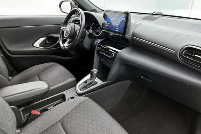 Toyota Yaris Cross (2022) thumbnail 6