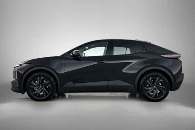 Toyota C-HR+ (2026) thumbnail 3