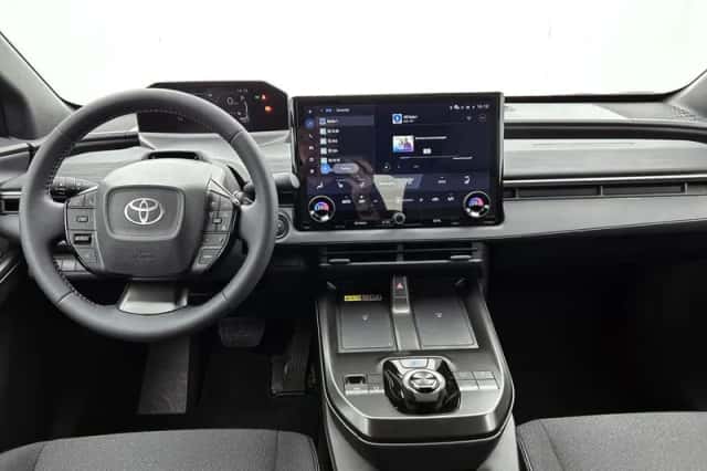 Toyota C-HR+ (2026) thumbnail 4