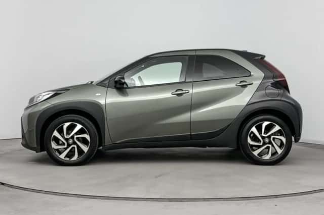 Toyota Aygo (2023) thumbnail 3