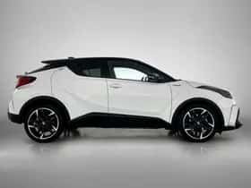 Toyota C-HR (2021) thumbnail 14