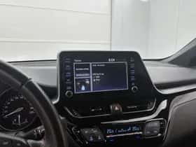 Toyota C-HR (2021) thumbnail 10