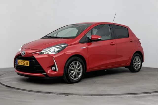 Toyota Yaris (2019) thumbnail 1