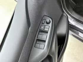 Toyota Yaris (2024) thumbnail 22