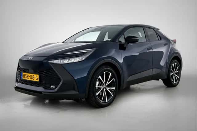 Toyota C-HR (2025) thumbnail 1