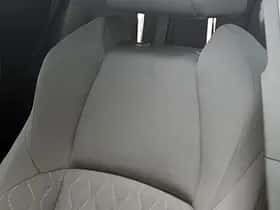 Toyota Corolla_Cross (2024) thumbnail 33