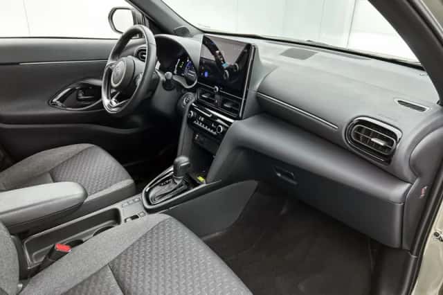 Toyota Yaris_Cross (2025) thumbnail 5