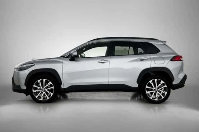 Toyota Corolla_Cross (2025) thumbnail 3