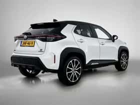 Toyota Yaris_Cross (2023) thumbnail 2