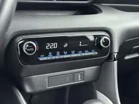 Toyota Yaris (2020) thumbnail 10