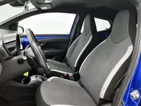 Toyota Aygo (2021) thumbnail 15