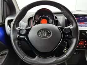 Toyota Aygo (2021) thumbnail 17