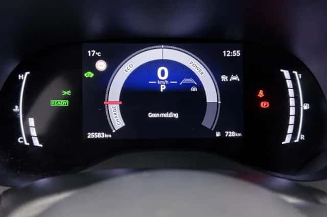 Toyota Yaris (2025) thumbnail 5