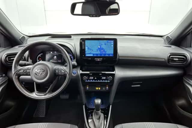 Toyota Yaris_Cross (2023) thumbnail 4