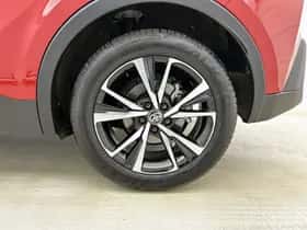 Toyota C-HR (2025) thumbnail 23