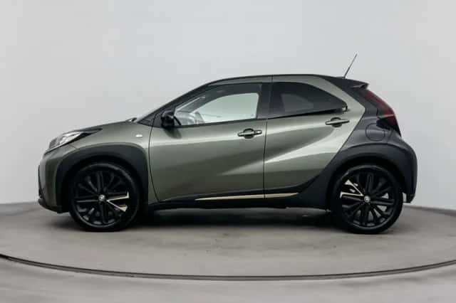 Toyota Aygo (2023) thumbnail 3