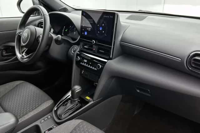Toyota Yaris_Cross (2025) thumbnail 6