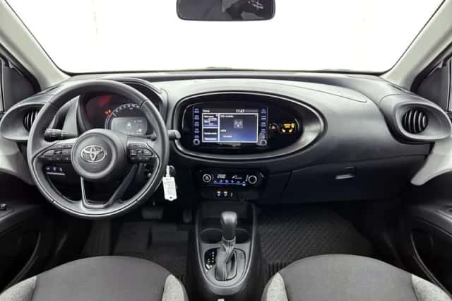 Toyota Aygo (2023) thumbnail 4
