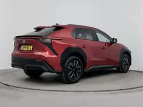 Toyota bZ4X (2026) thumbnail 2