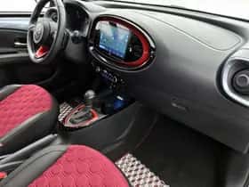 Toyota Aygo (2023) thumbnail 6