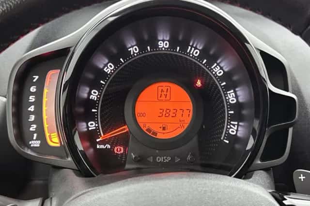 Toyota Aygo (2021) thumbnail 5