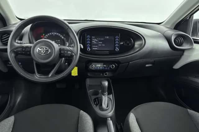 Toyota Aygo (2022) thumbnail 4