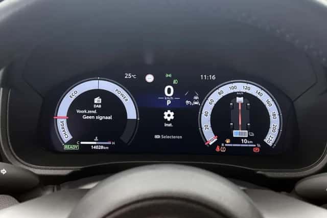 Toyota Yaris (2025) thumbnail 5