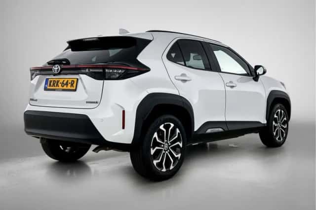 Toyota Yaris_Cross (2022) thumbnail 2